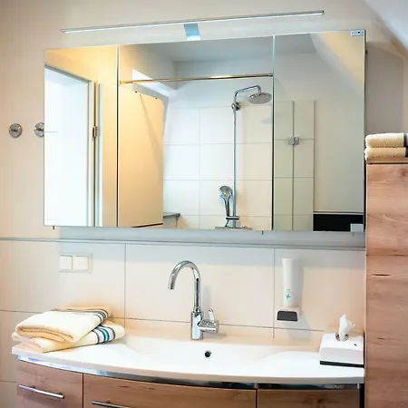 Апартаменты Ferienhaus Im Weingarten Клёх